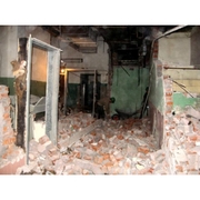 Демонтаж, проёмы,  заливаем полы.