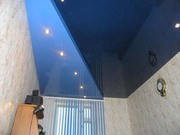 Натяжные потолки любой сложности.