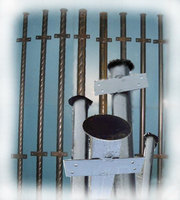 Столбы  металлические заборные!