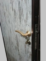 Ремонт китайских дврей