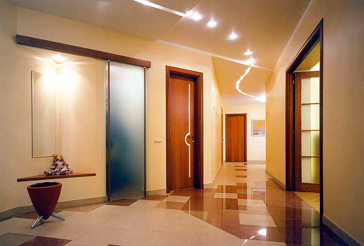 Все виды ремонтных и строительных работ. Демонтаж помещений.