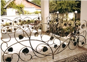 Ковка: ворота, перила, ограждения, мебель, цветочницы и проч.