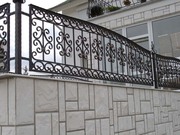 Заборы бетонные,  кованые,  из дерева,  профлиста - установка под заказ.